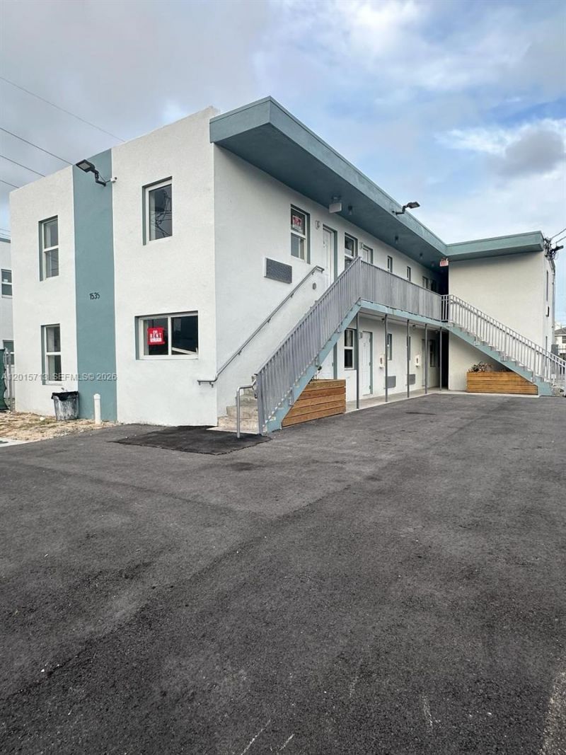 1535 NW 1st Pl , Unit 10, Miami, FL 33136 Photo