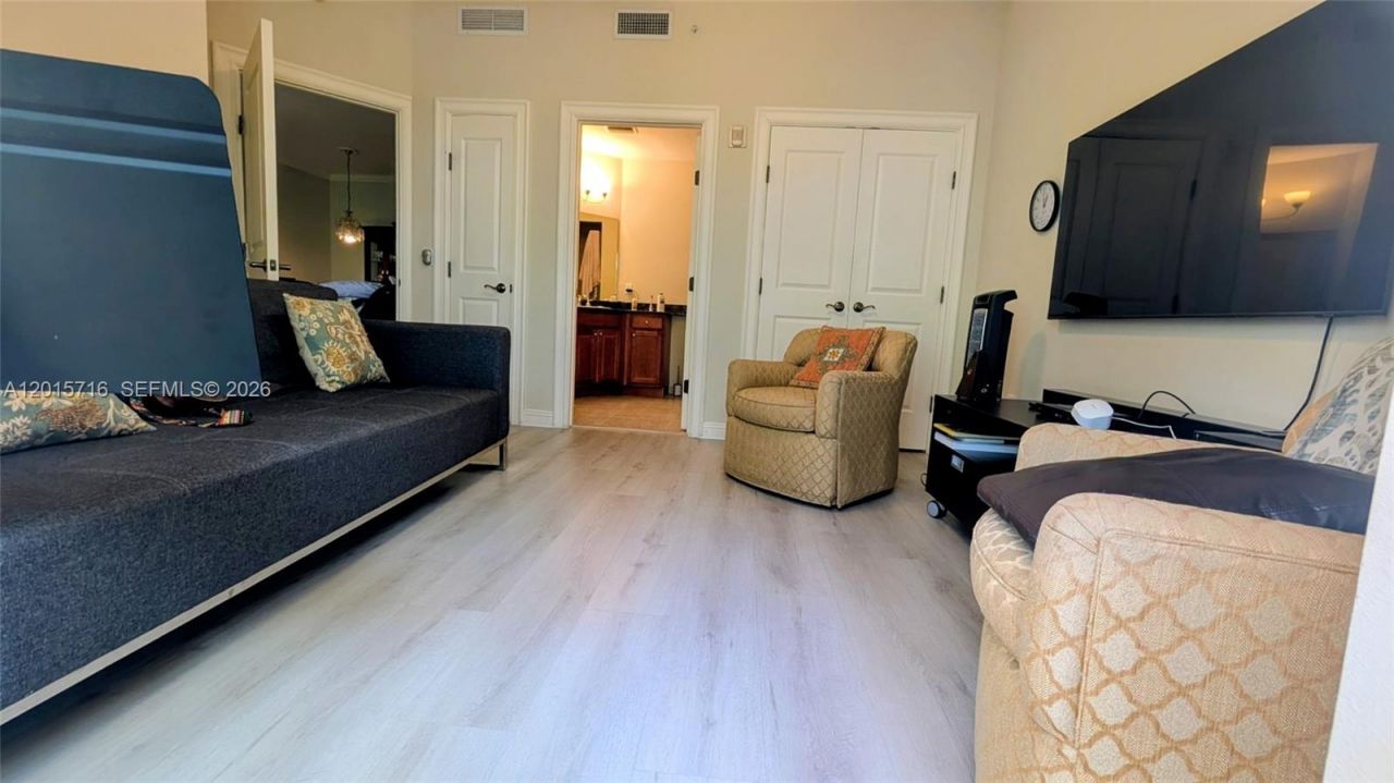 16101 Emerald Estates Dr, Unit 254, Weston, FL 33331 Photo