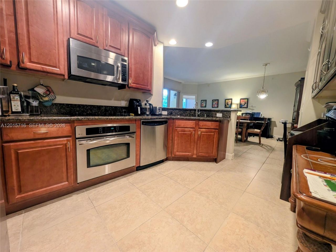 16101 Emerald Estates Dr, Unit 254, Weston, FL 33331 Photo