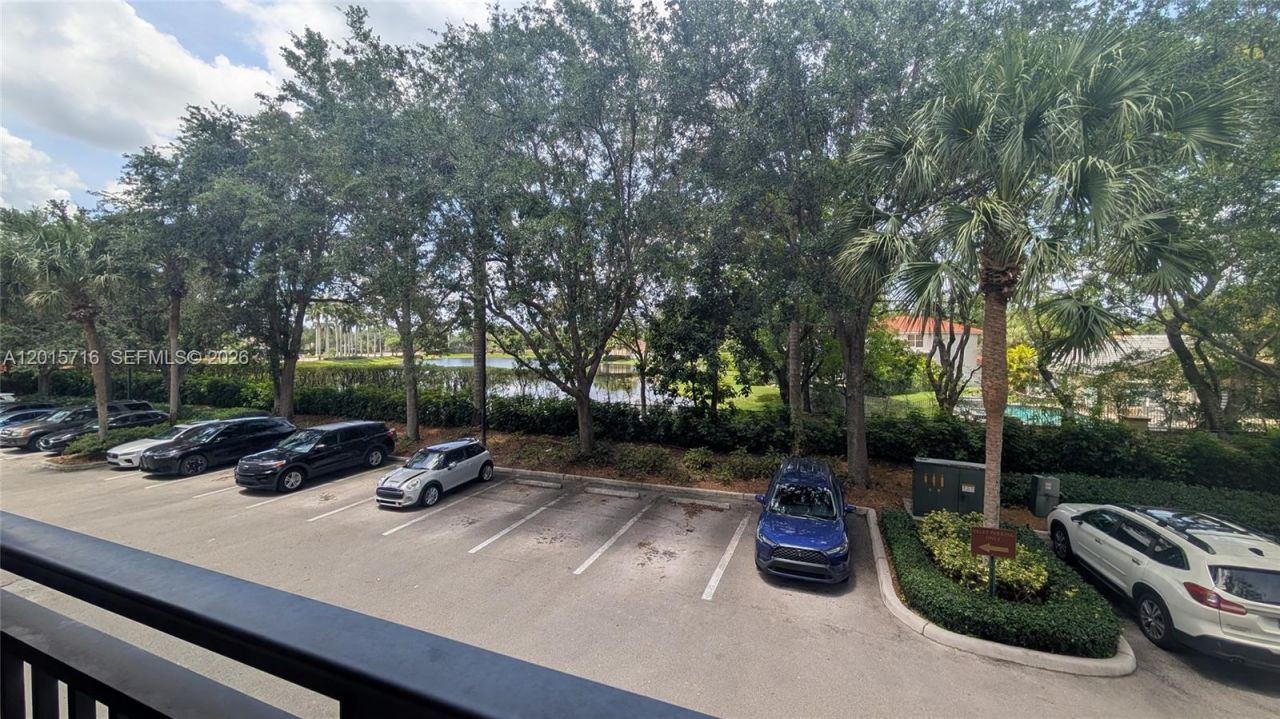 16101 Emerald Estates Dr, Unit 254, Weston, FL 33331 Photo