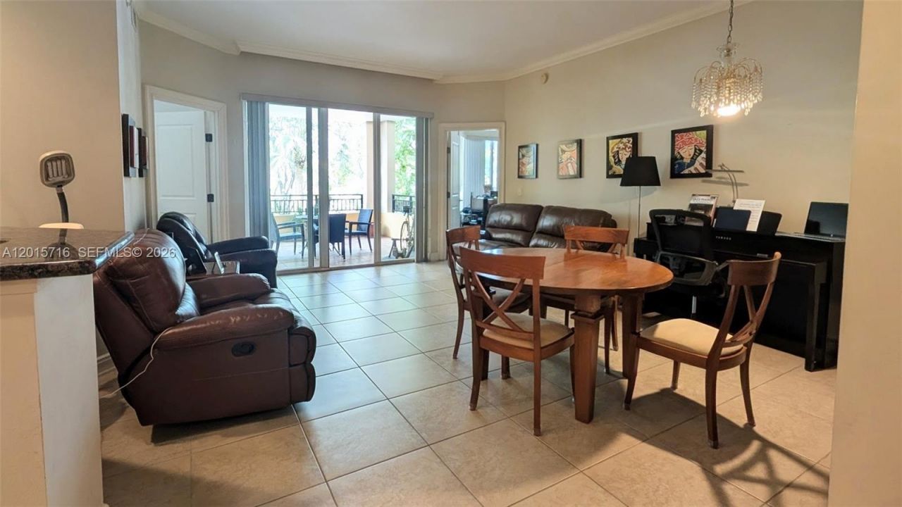 16101 Emerald Estates Dr, Unit 254, Weston, FL 33331 Photo