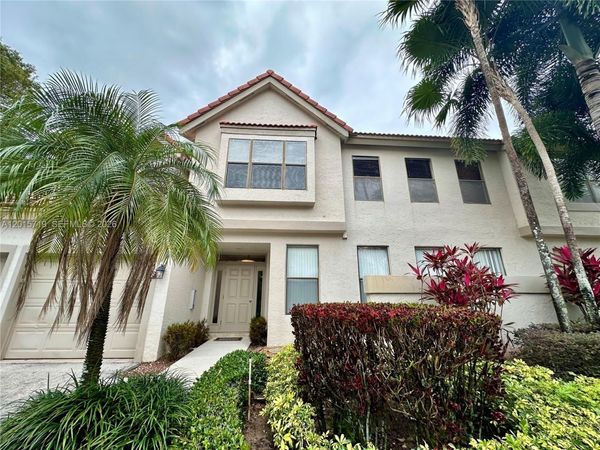 5790 Coach House Cir , Unit E, Boca Raton, FL 33486
