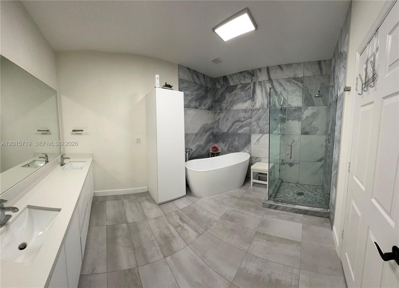5790 Coach House Cir , Unit E, Boca Raton, FL 33486 Photo