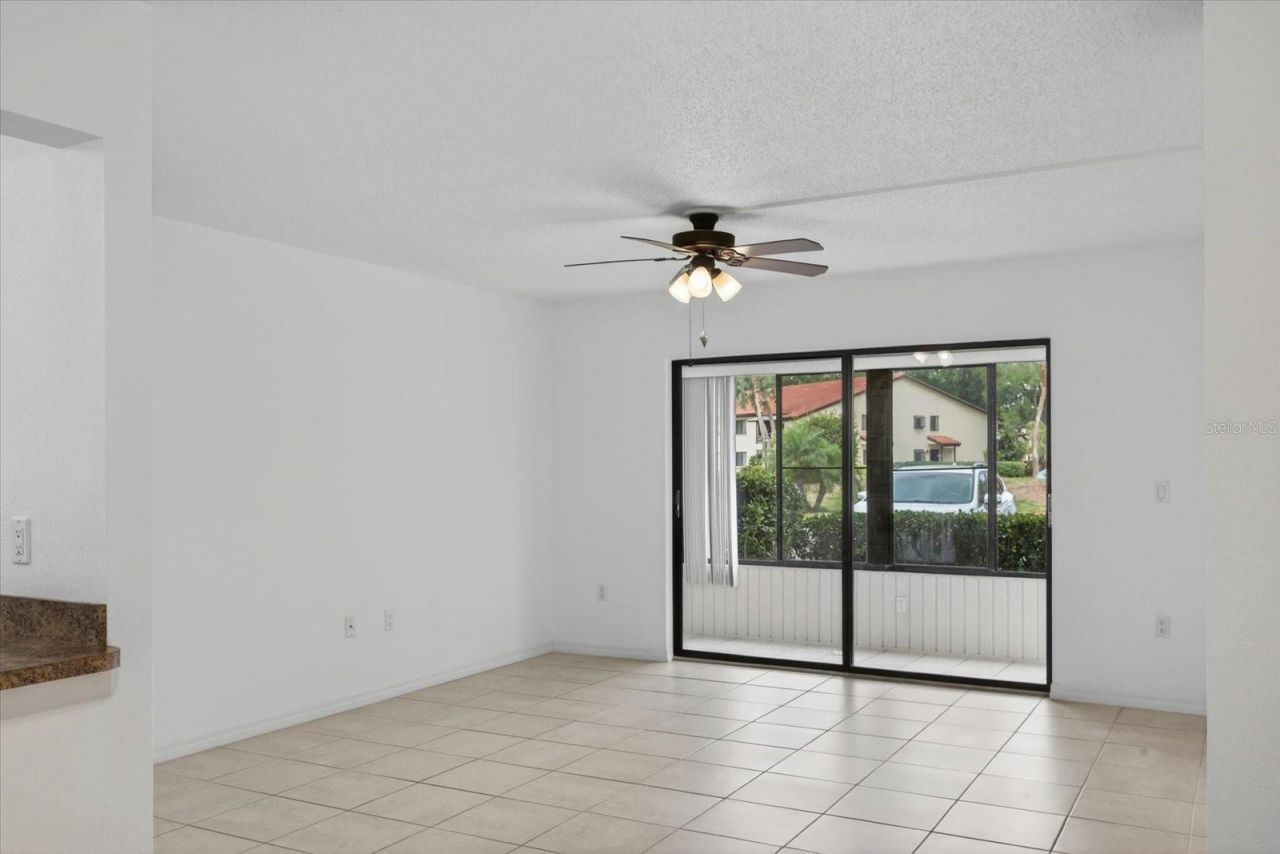 5735 Gardens Drive, Unit 5735, Sarasota, FL 34243 Photo