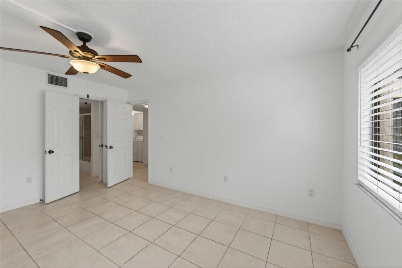 5735 Gardens Drive, Unit 5735, Sarasota, FL 34243 Photo