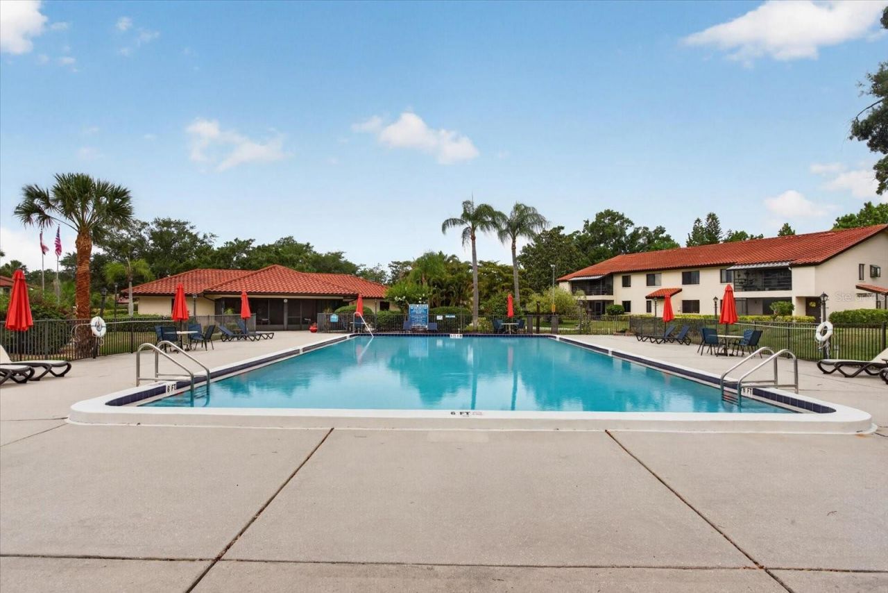 5735 Gardens Drive, Unit 5735, Sarasota, FL 34243 Photo