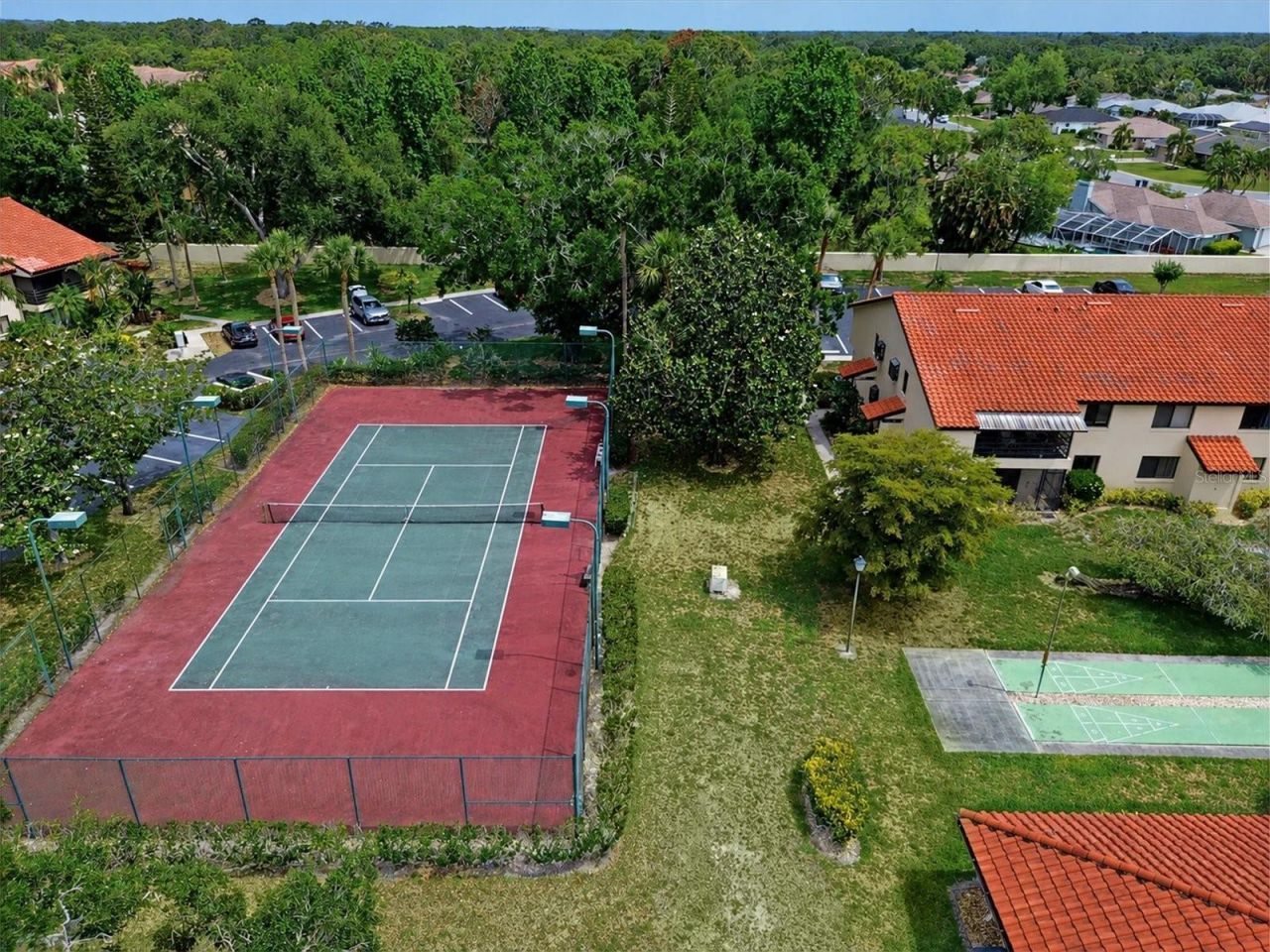 5735 Gardens Drive, Unit 5735, Sarasota, FL 34243 Photo
