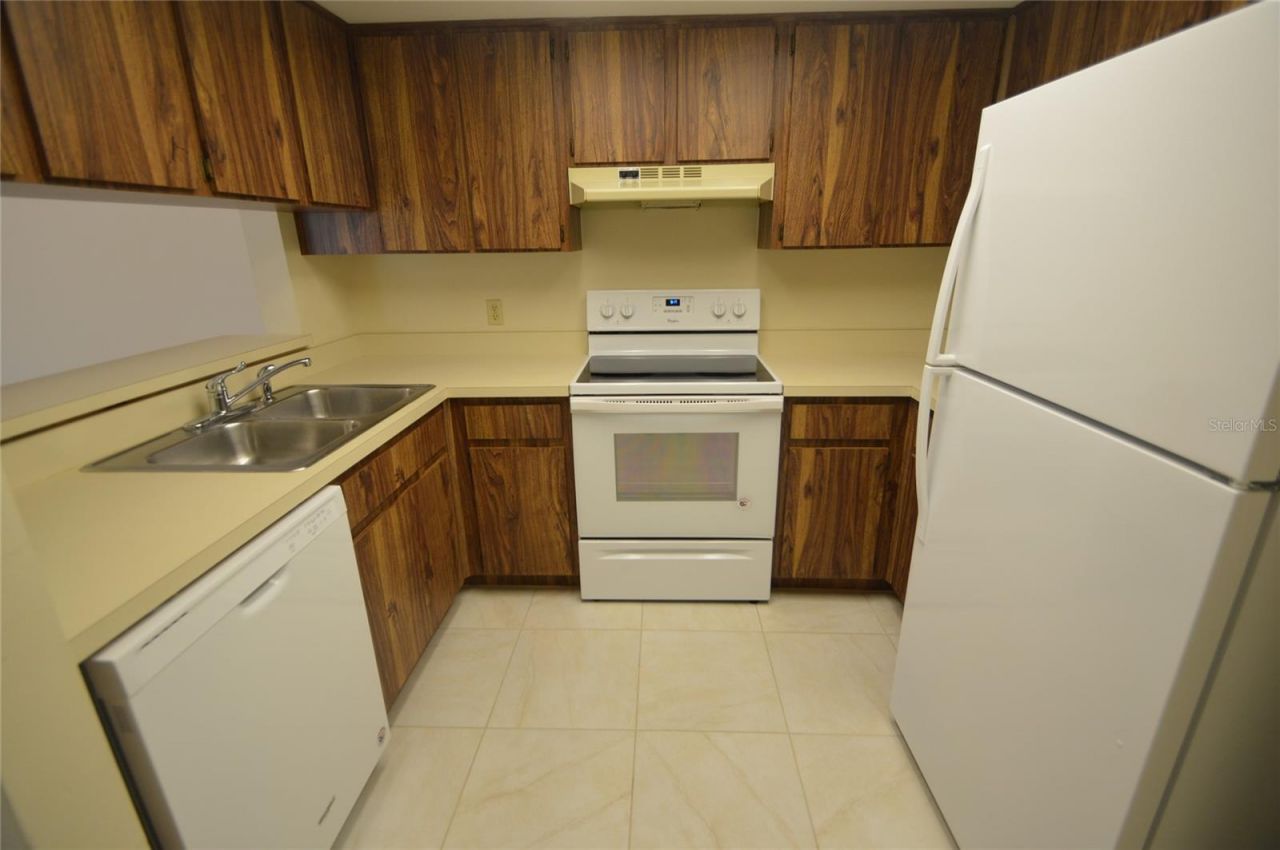12010 Proctor Loop , Unit 4, New Port Richey, FL 34654 Photo