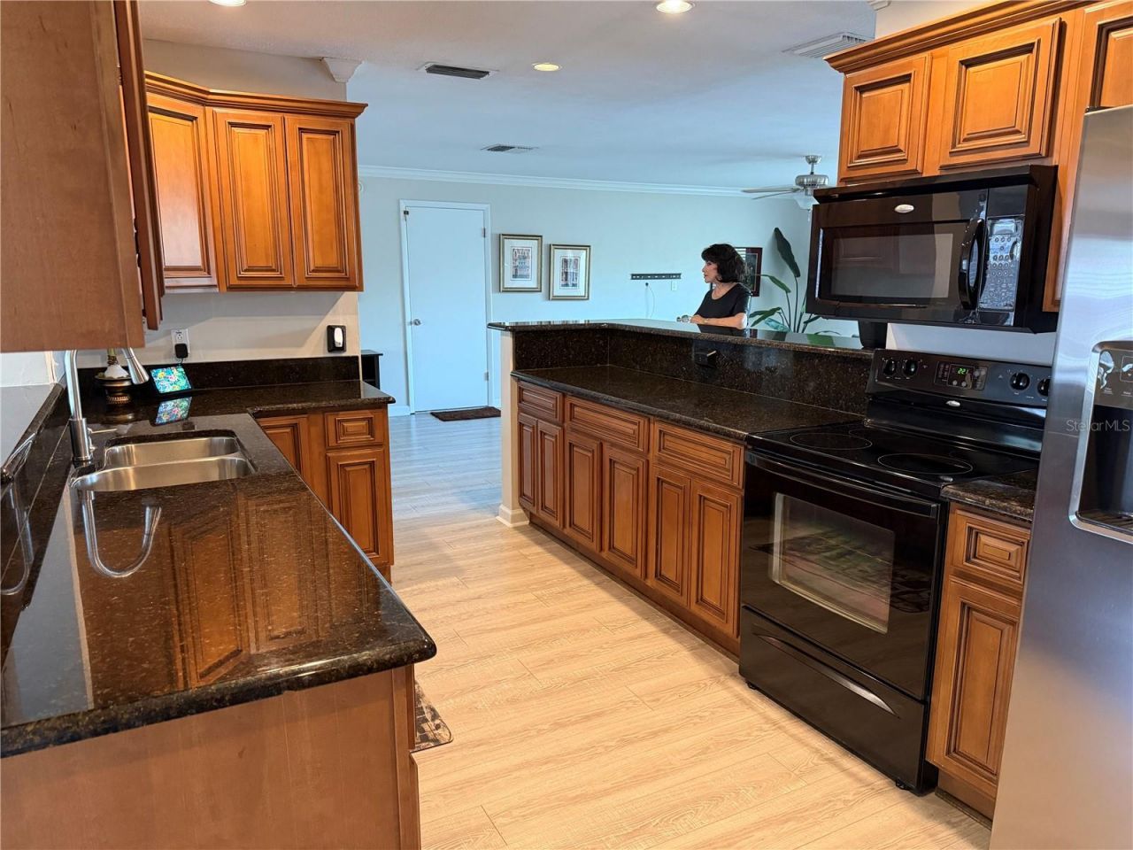 546 Gershwin Drive, Largo, FL 33771 Photo