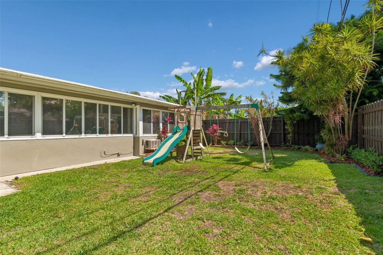 546 Gershwin Drive, Largo, FL 33771 Photo