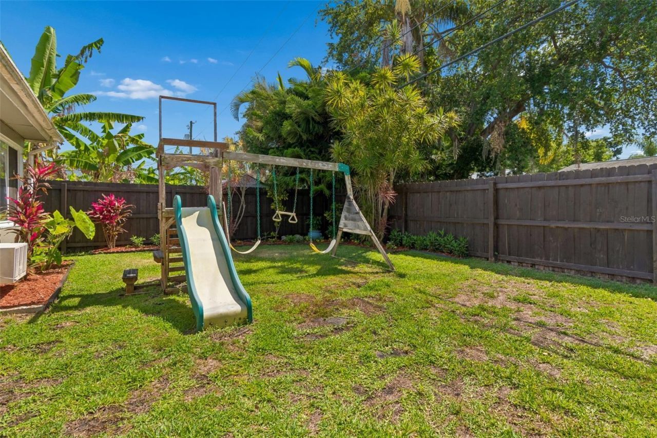 546 Gershwin Drive, Largo, FL 33771 Photo