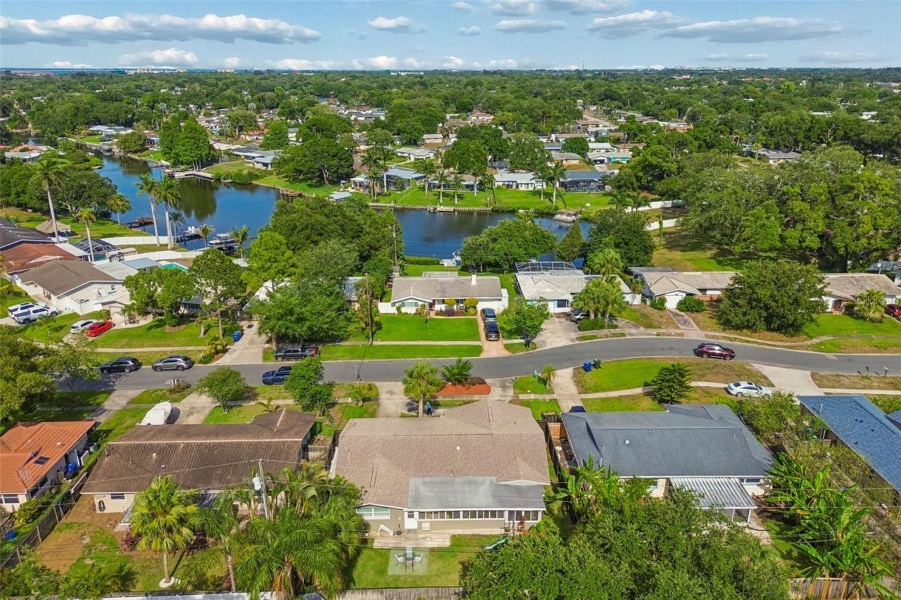 546 Gershwin Drive, Largo, FL 33771 Photo