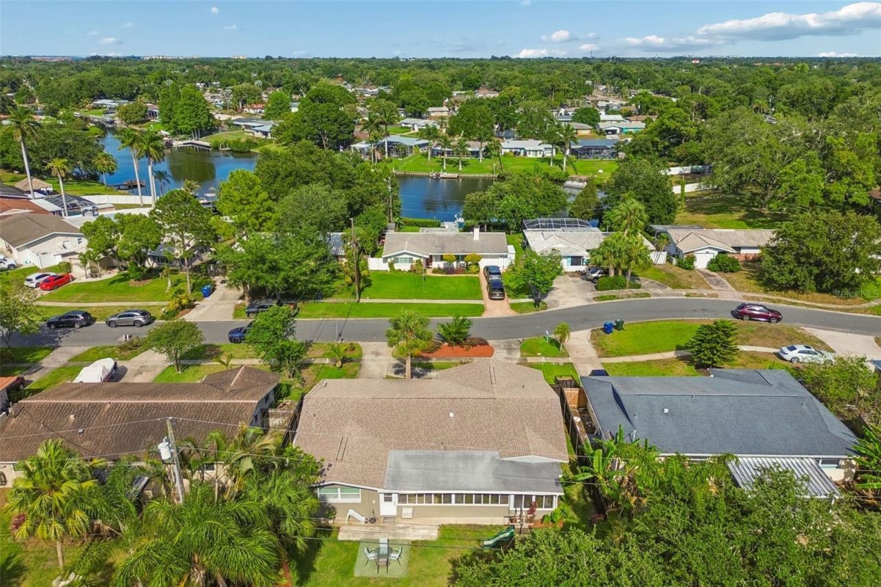 546 Gershwin Drive, Largo, FL 33771 Photo