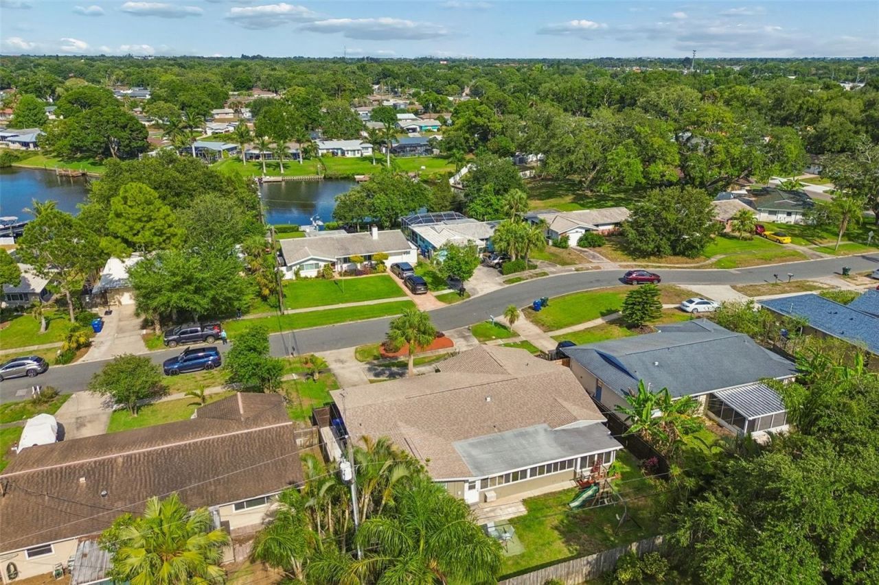 546 Gershwin Drive, Largo, FL 33771 Photo
