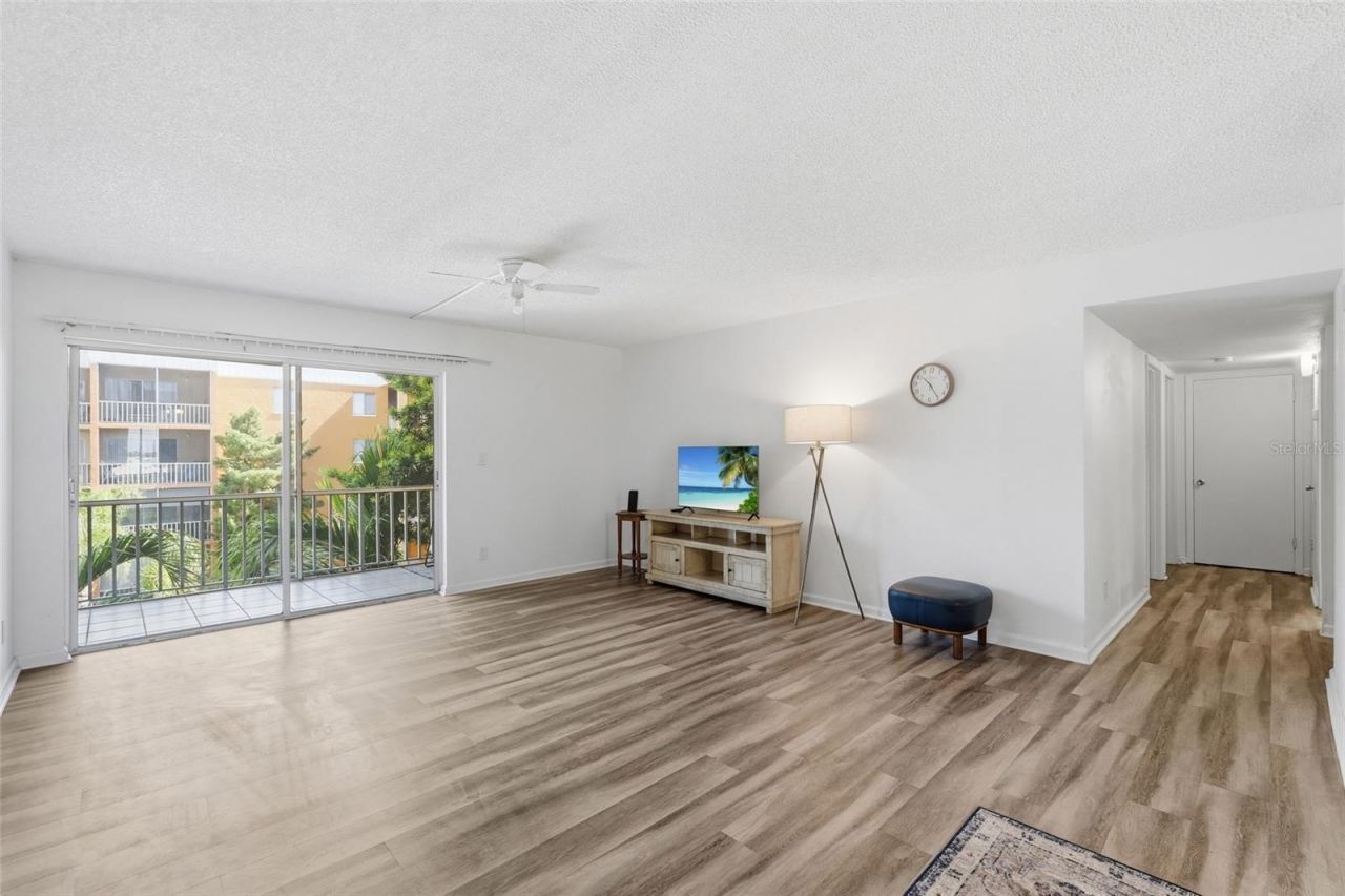 2366 E Mall Drive , Unit 403, Fort Myers, FL 33901 Photo