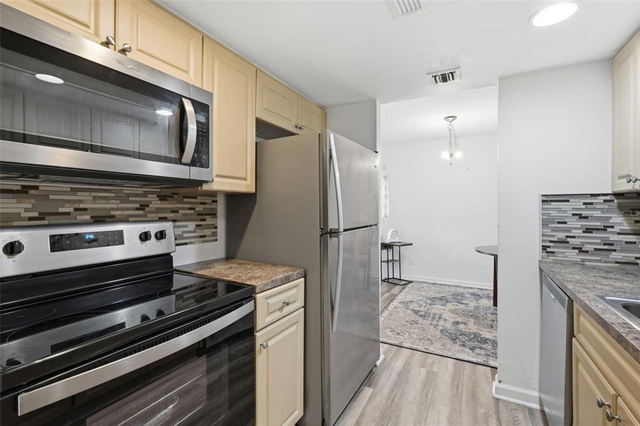 2366 E Mall Drive , Unit 403, Fort Myers, FL 33901 Photo