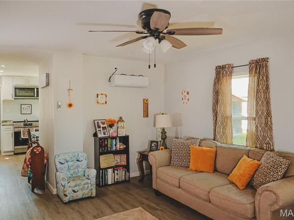 307 N 3rd Street , Chaffee, MO 63740