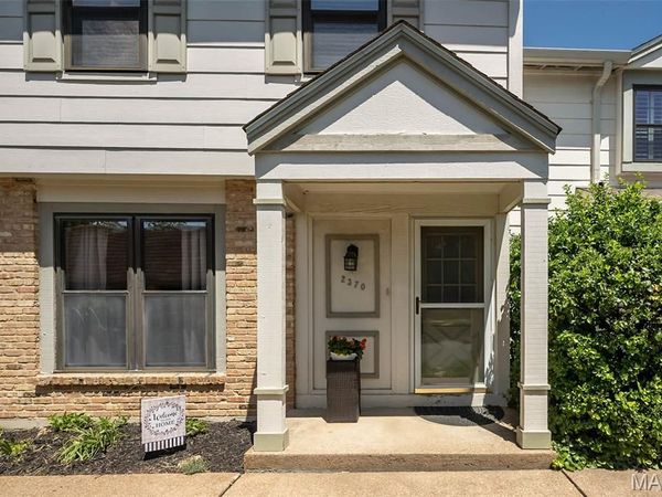 2370 Hidden Meadow Lane, Ballwin, MO 63021