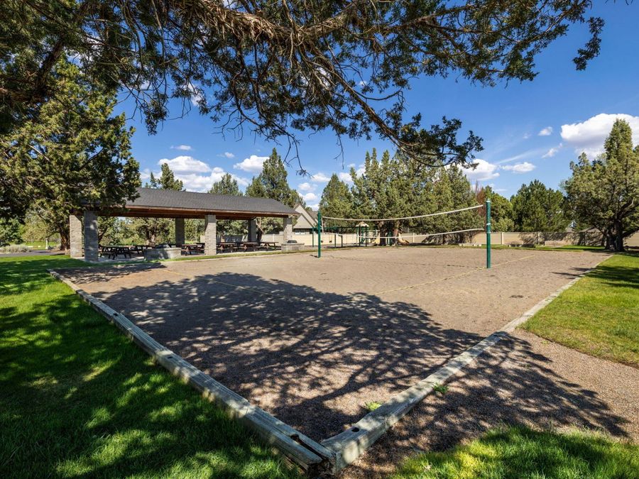 Property Image 100