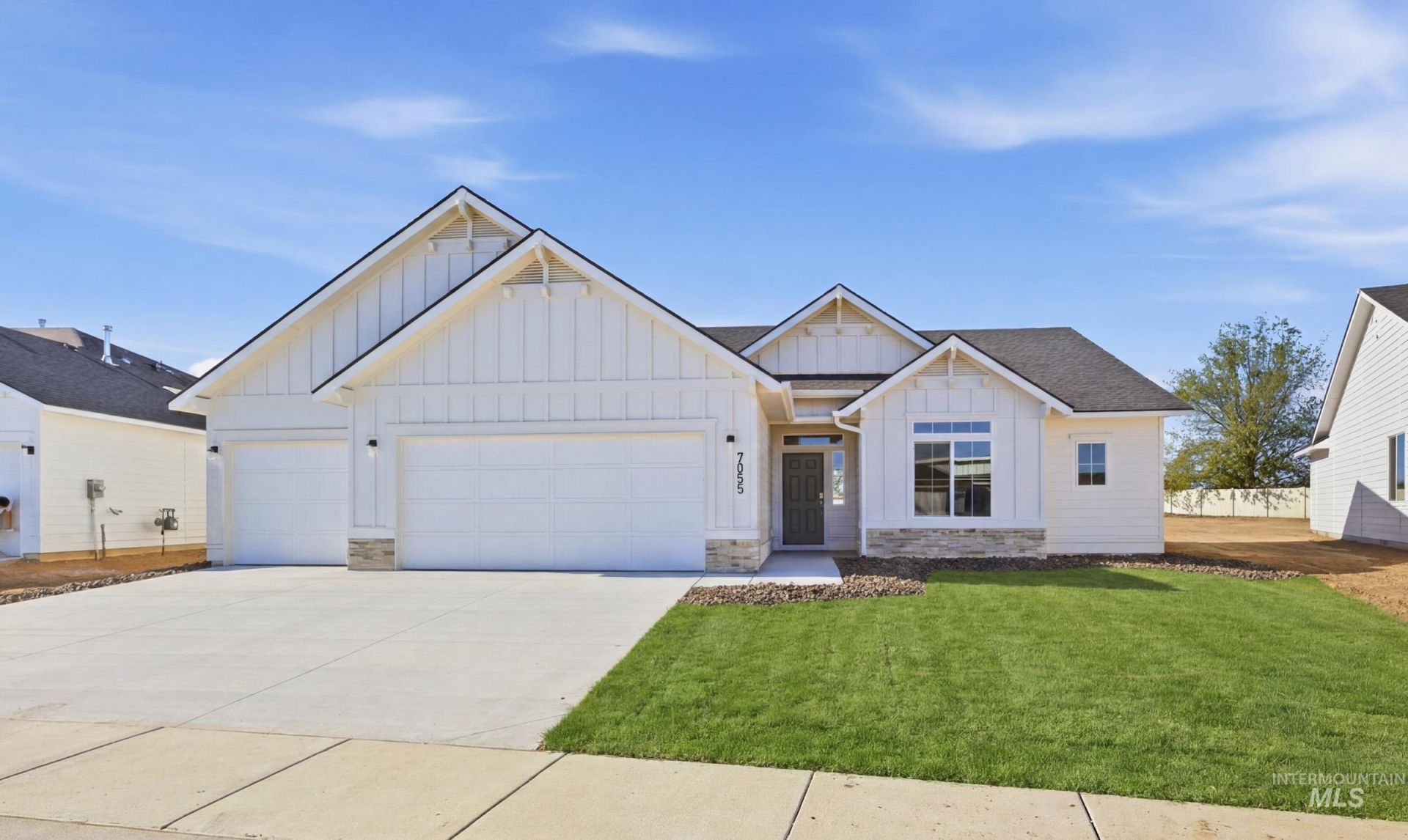 7055 E Marble Springs Dr, Nampa, ID 83687 Main Photo