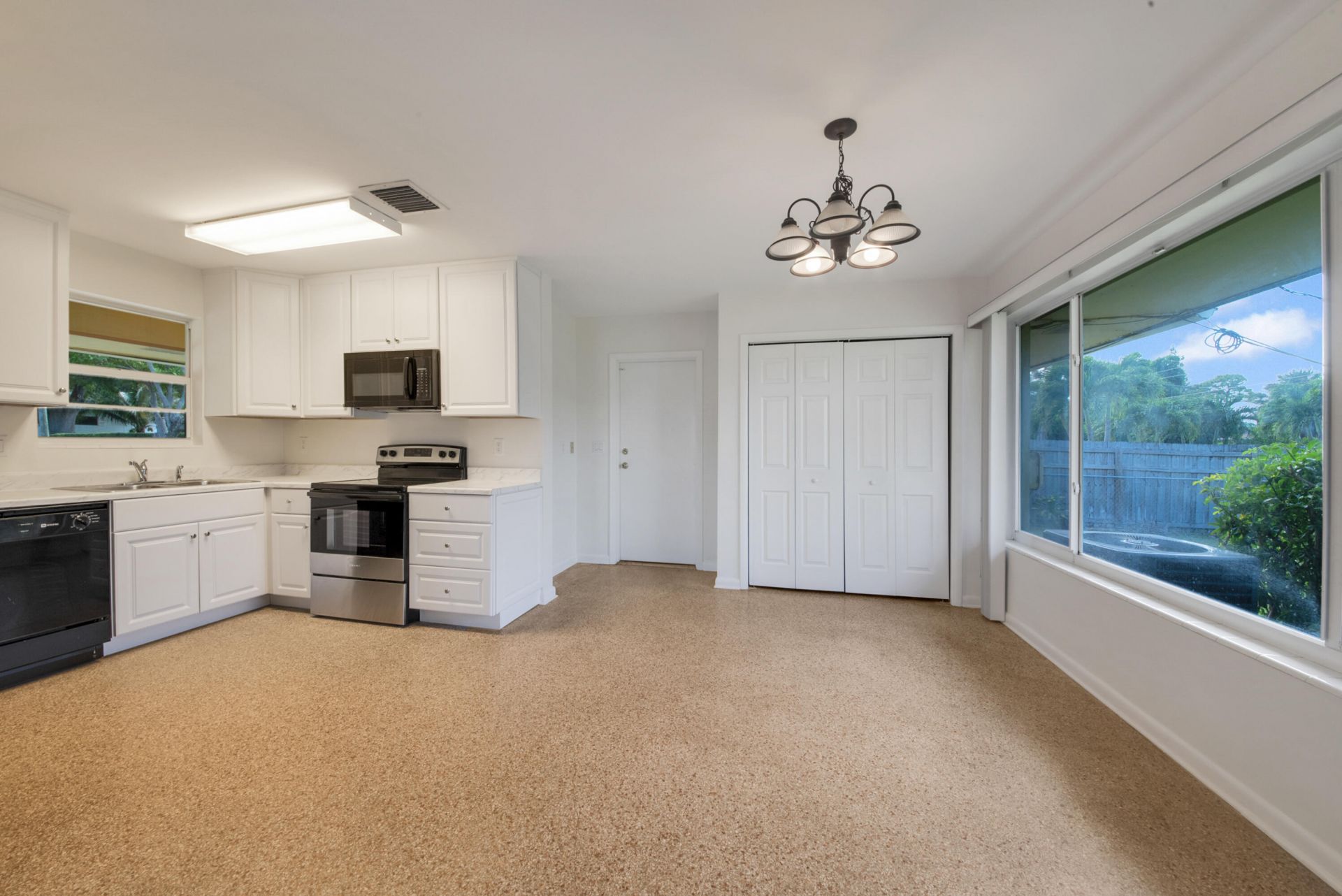 2022 Collier Avenue, Lake Worth, FL 33461 Photo