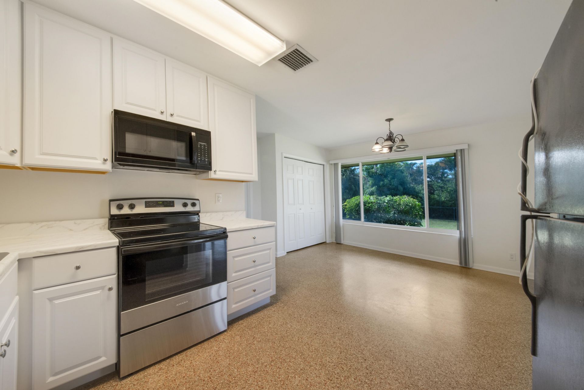 2022 Collier Avenue, Lake Worth, FL 33461 Photo