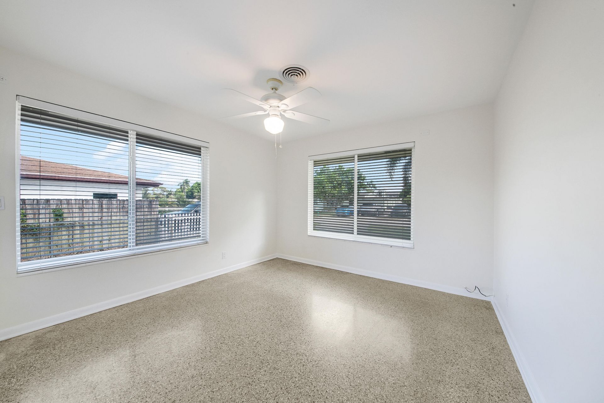 2022 Collier Avenue, Lake Worth, FL 33461 Photo