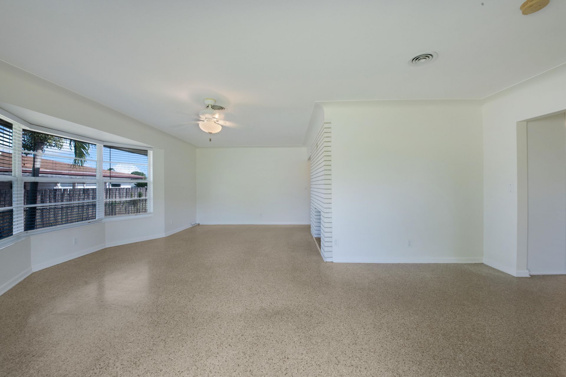 2022 Collier Avenue, Lake Worth, FL 33461 Photo