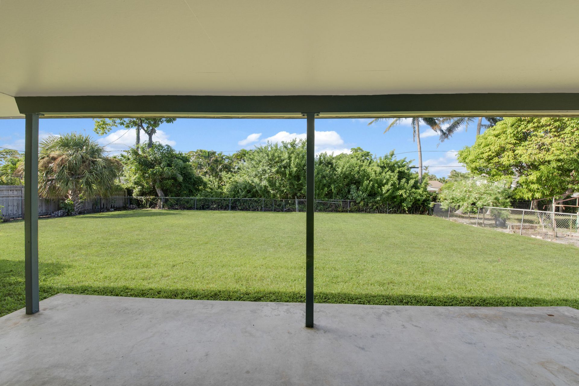 2022 Collier Avenue, Lake Worth, FL 33461 Photo