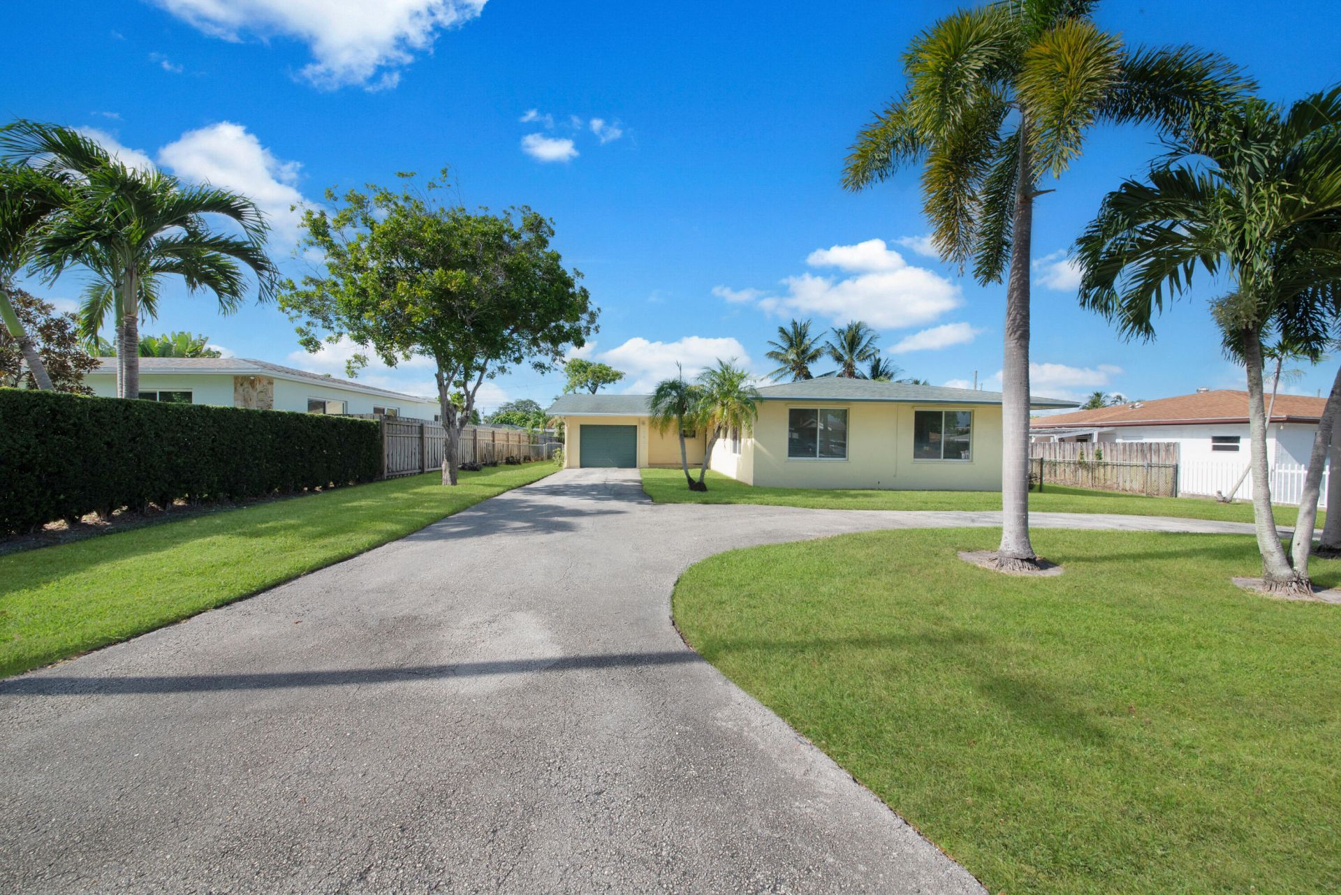 2022 Collier Avenue, Lake Worth, FL 33461 Photo