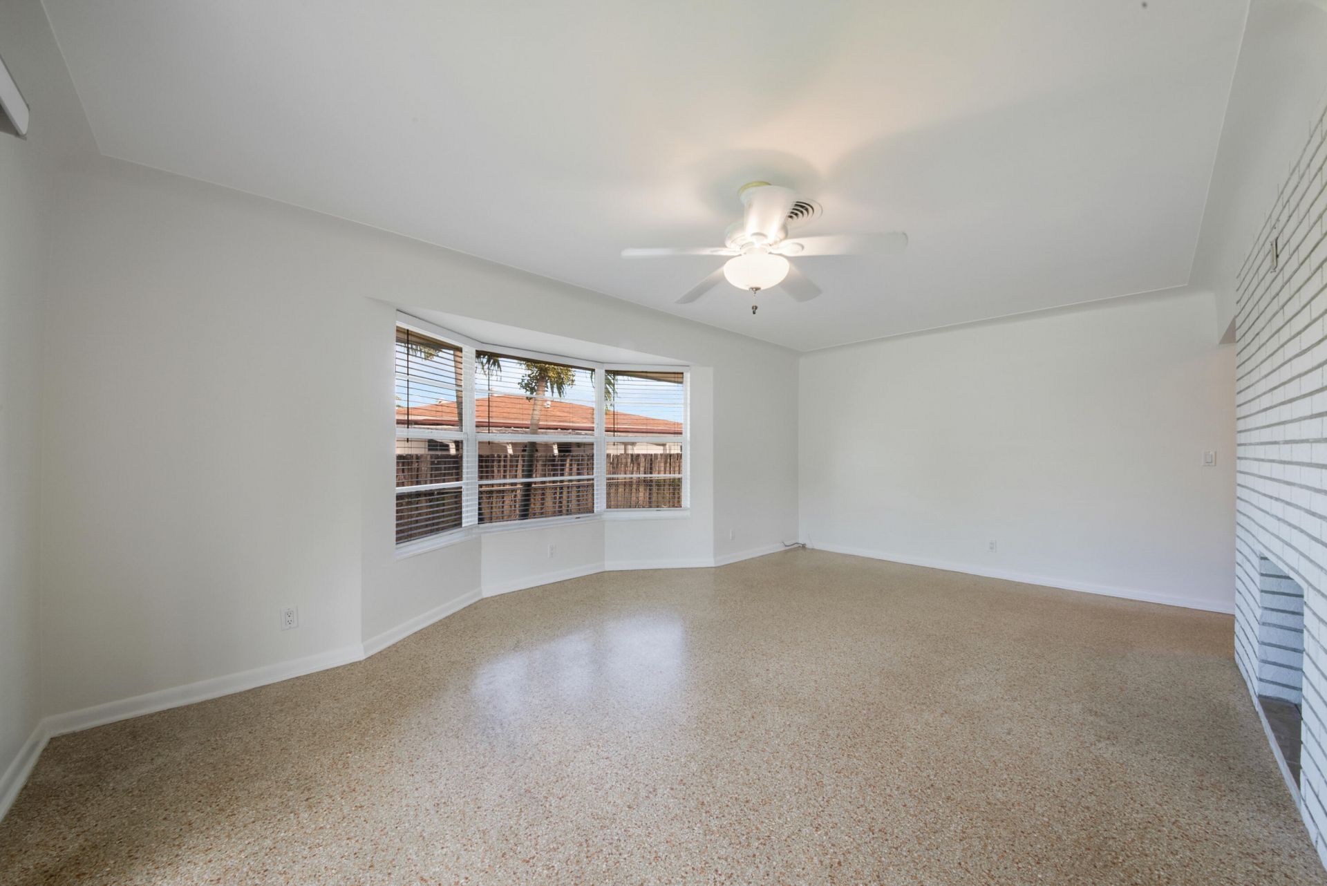 2022 Collier Avenue, Lake Worth, FL 33461 Photo