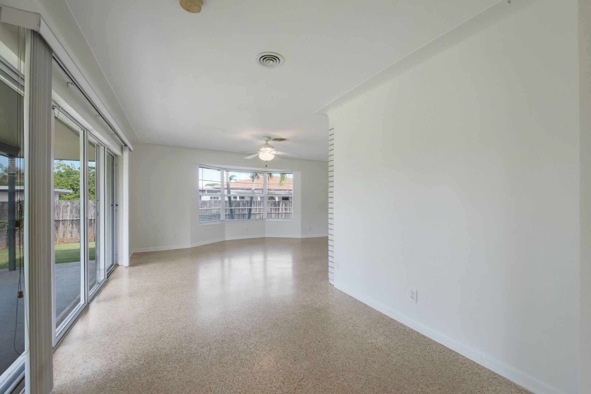 2022 Collier Avenue, Lake Worth, FL 33461 Photo