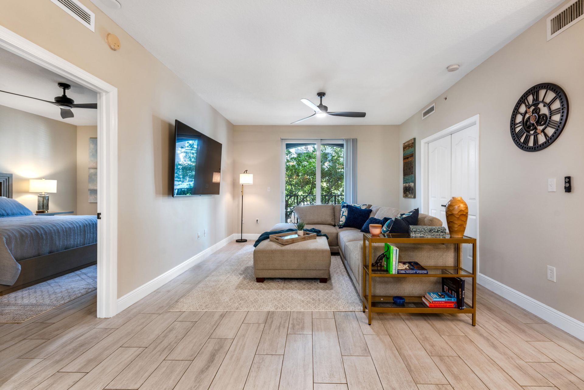 255 NE 3rd Avenue, Unit 2212, Delray Beach, FL 33444 Photo