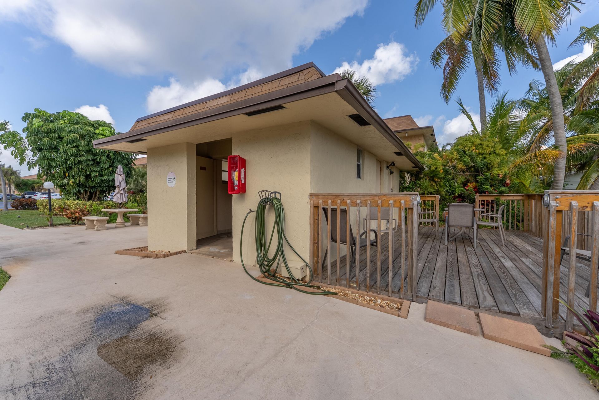 720 N Dixie Highway, Unit 603, Lantana, FL 33462 Photo