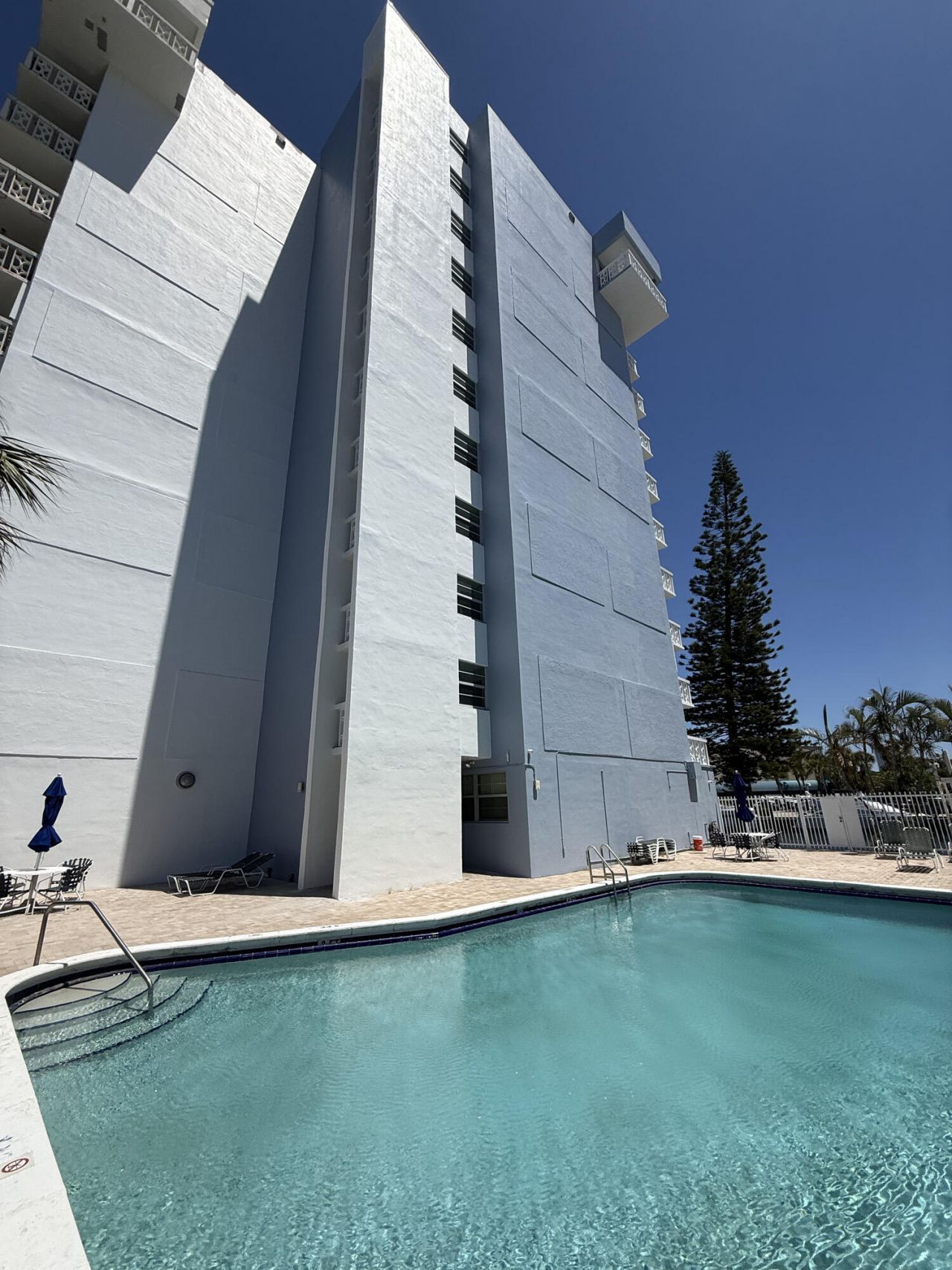 13155 Ixora Court, Unit 804, North Miami, FL 33181 Photo