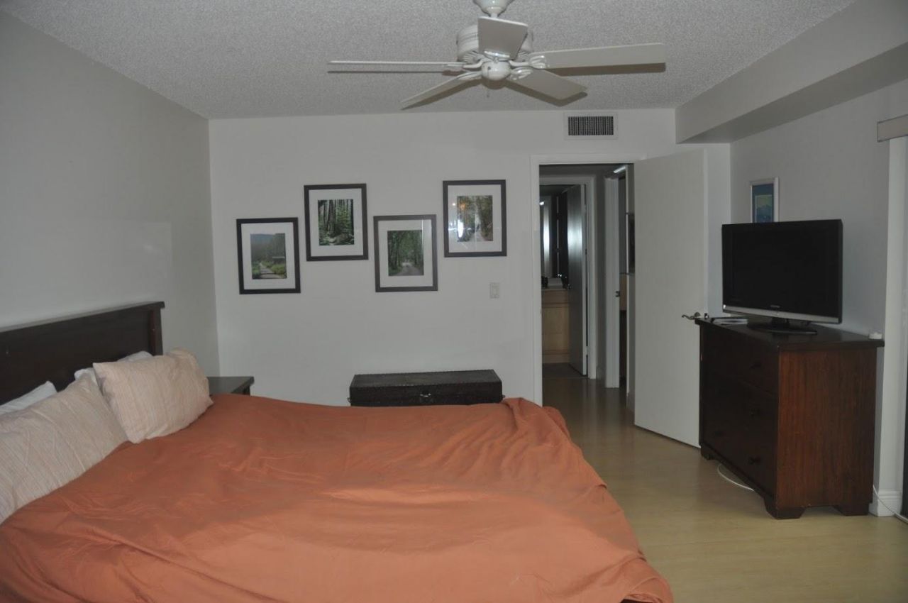 223 2nd Lane, Palm Beach Gardens, FL 33418 Photo