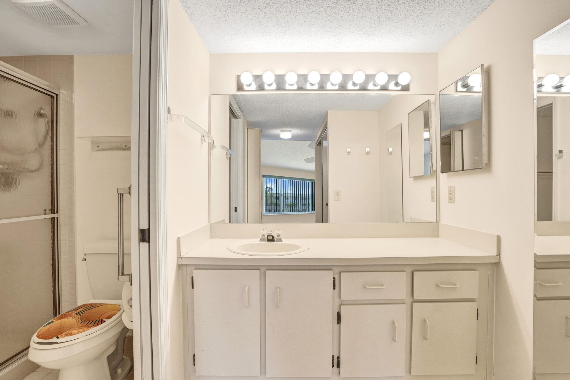 7243 S Devon Drive, Tamarac, FL 33321 Photo