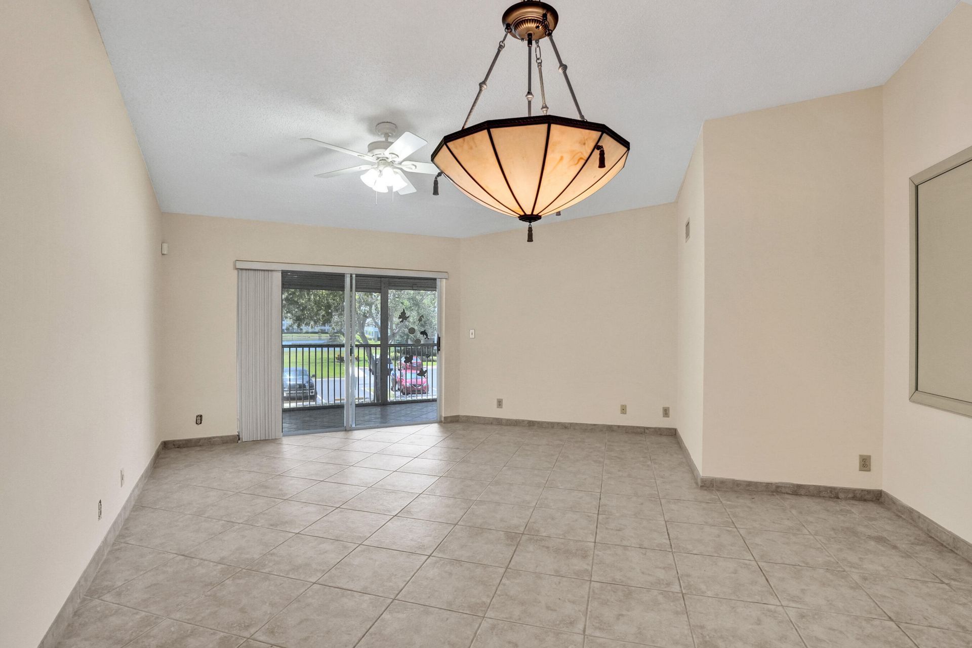 7243 S Devon Drive, Tamarac, FL 33321 Photo