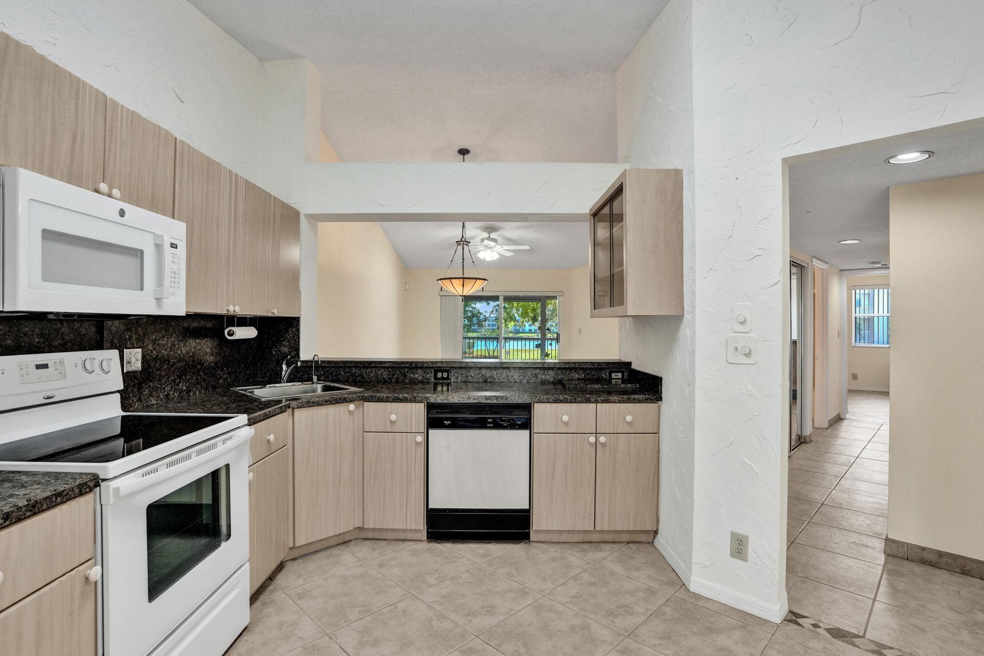 7243 S Devon Drive, Tamarac, FL 33321 Photo