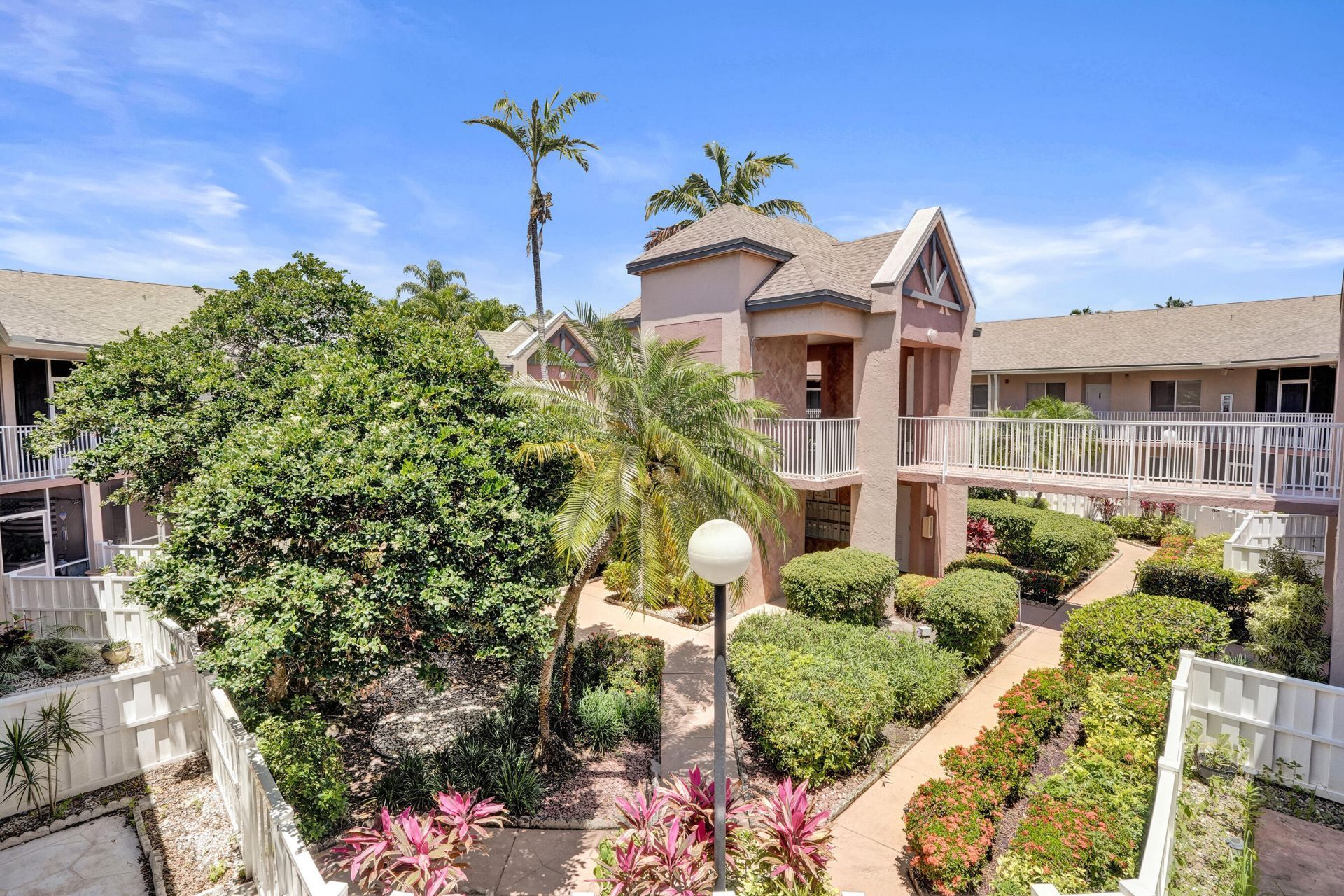 7243 S Devon Drive, Tamarac, FL 33321 Photo