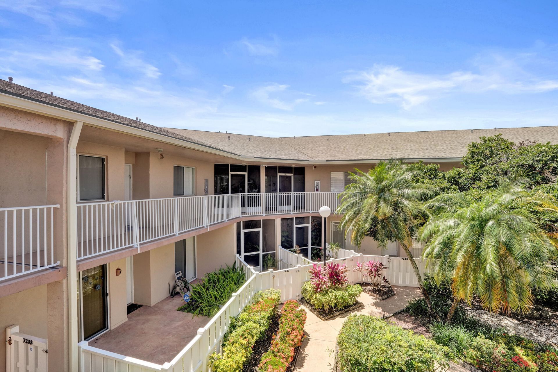 7243 S Devon Drive, Tamarac, FL 33321 Photo