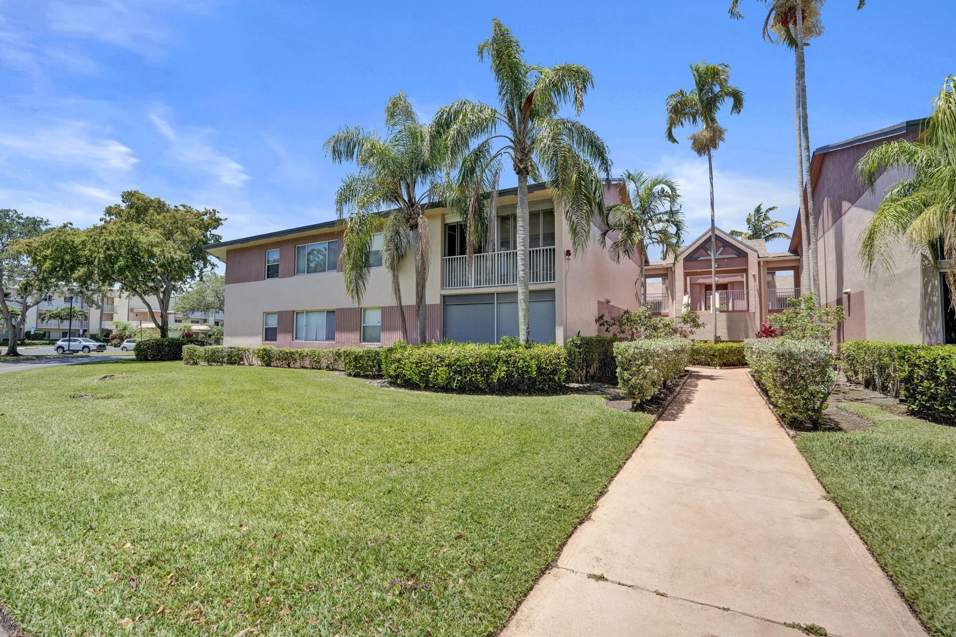 7243 S Devon Drive, Tamarac, FL 33321 Photo