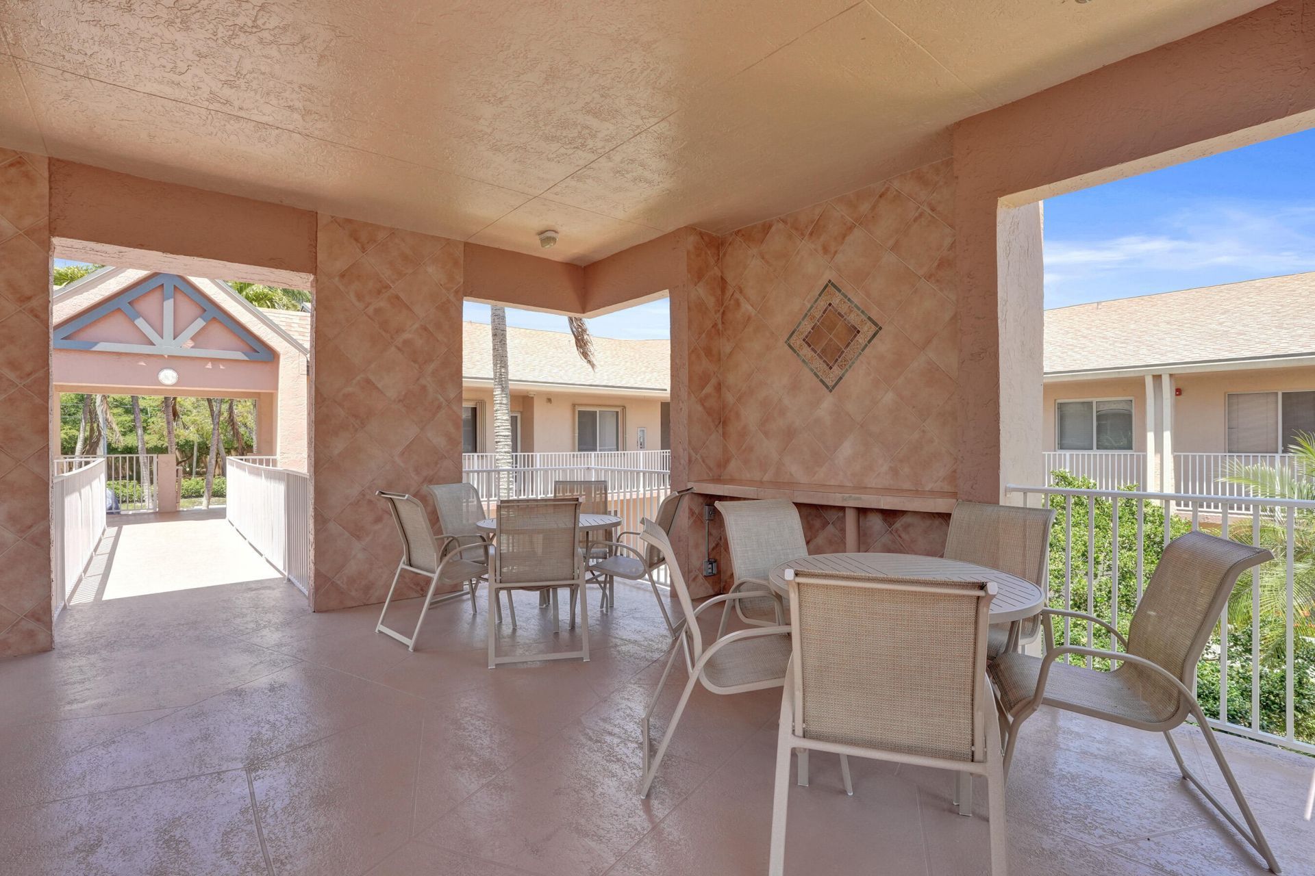 7243 S Devon Drive, Tamarac, FL 33321 Photo