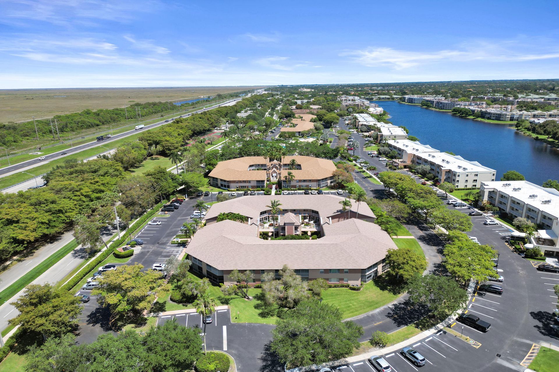 7243 S Devon Drive, Tamarac, FL 33321 Photo