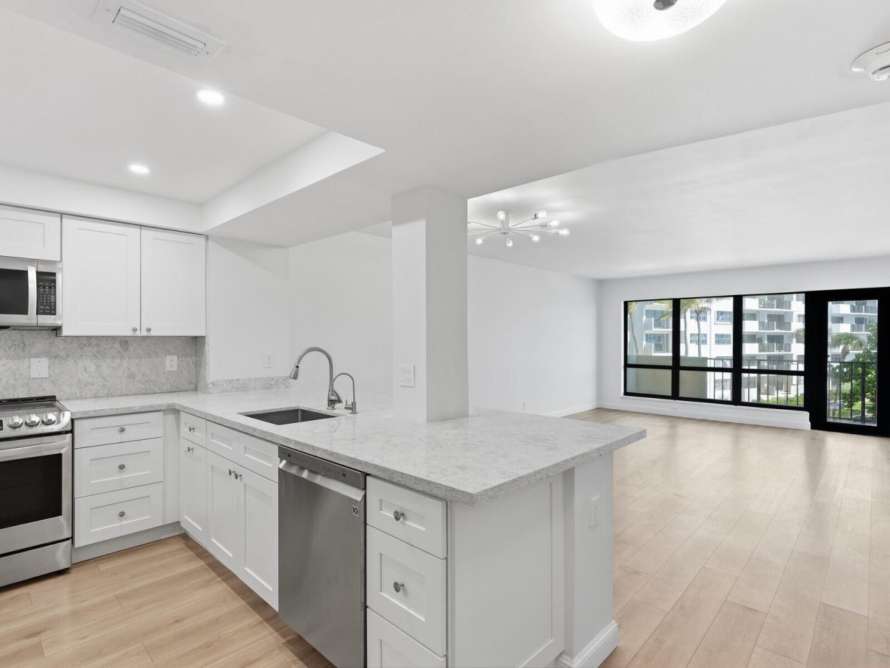 5000 N Ocean Boulevard, Unit 306, Lauderdale by the Sea, FL 33308 Photo