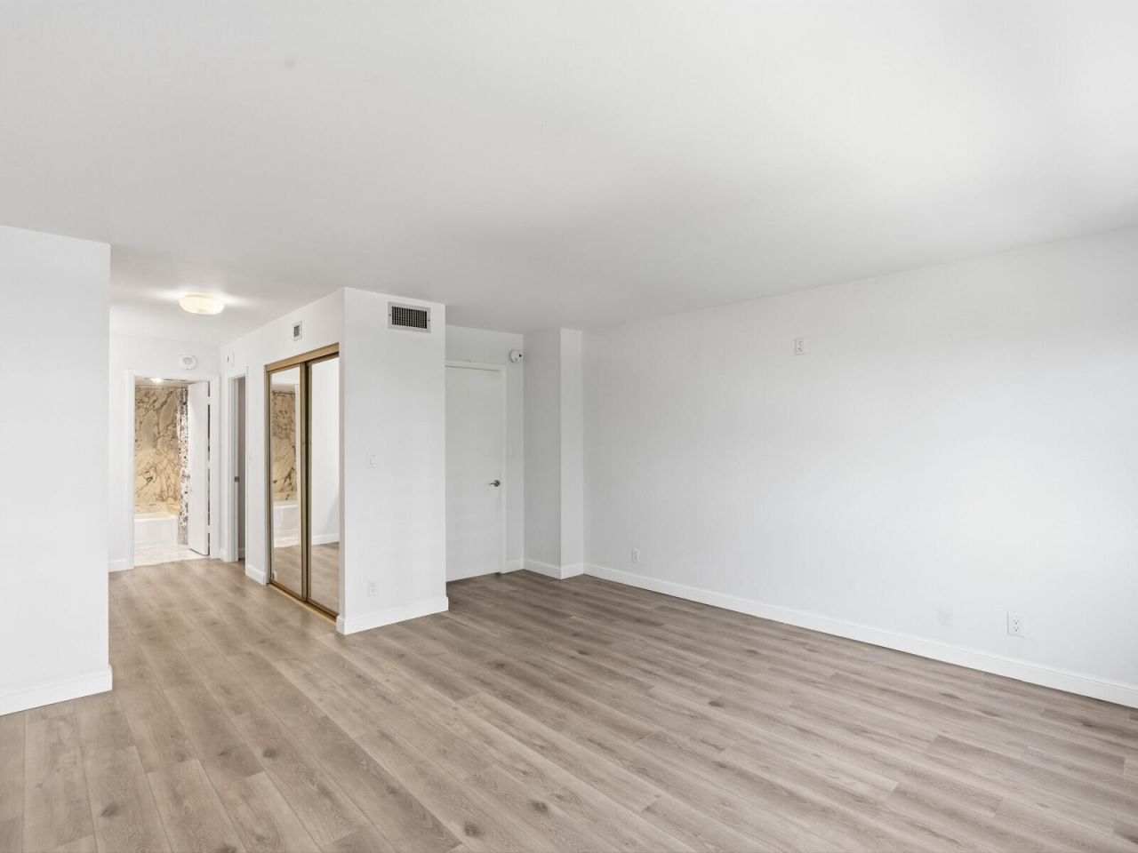 5000 N Ocean Boulevard, Unit 306, Lauderdale by the Sea, FL 33308 Photo