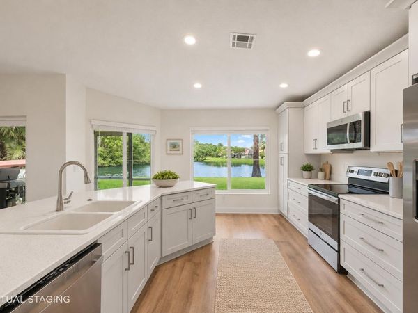 1631 Lakefield North Court, Wellington, FL 33414