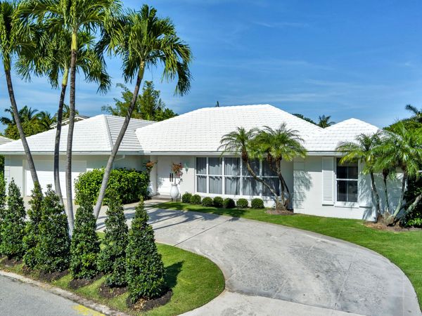 1465 N Lake Way, Palm Beach, FL 33480