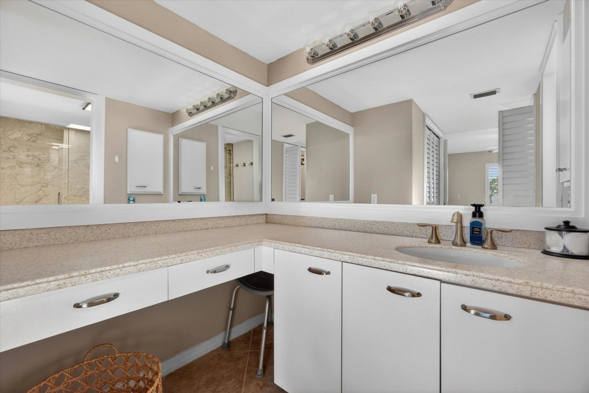 12191 Kelly Sands Way, Unit 1518, Fort Myers, FL 33908 Photo