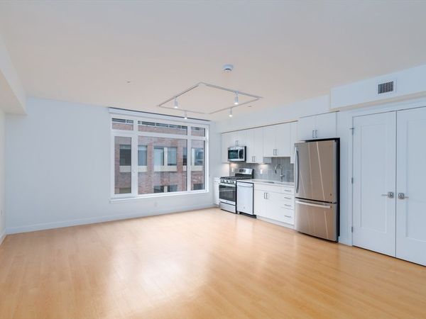 605 Concord, Unit 305, Cambridge, MA 02138